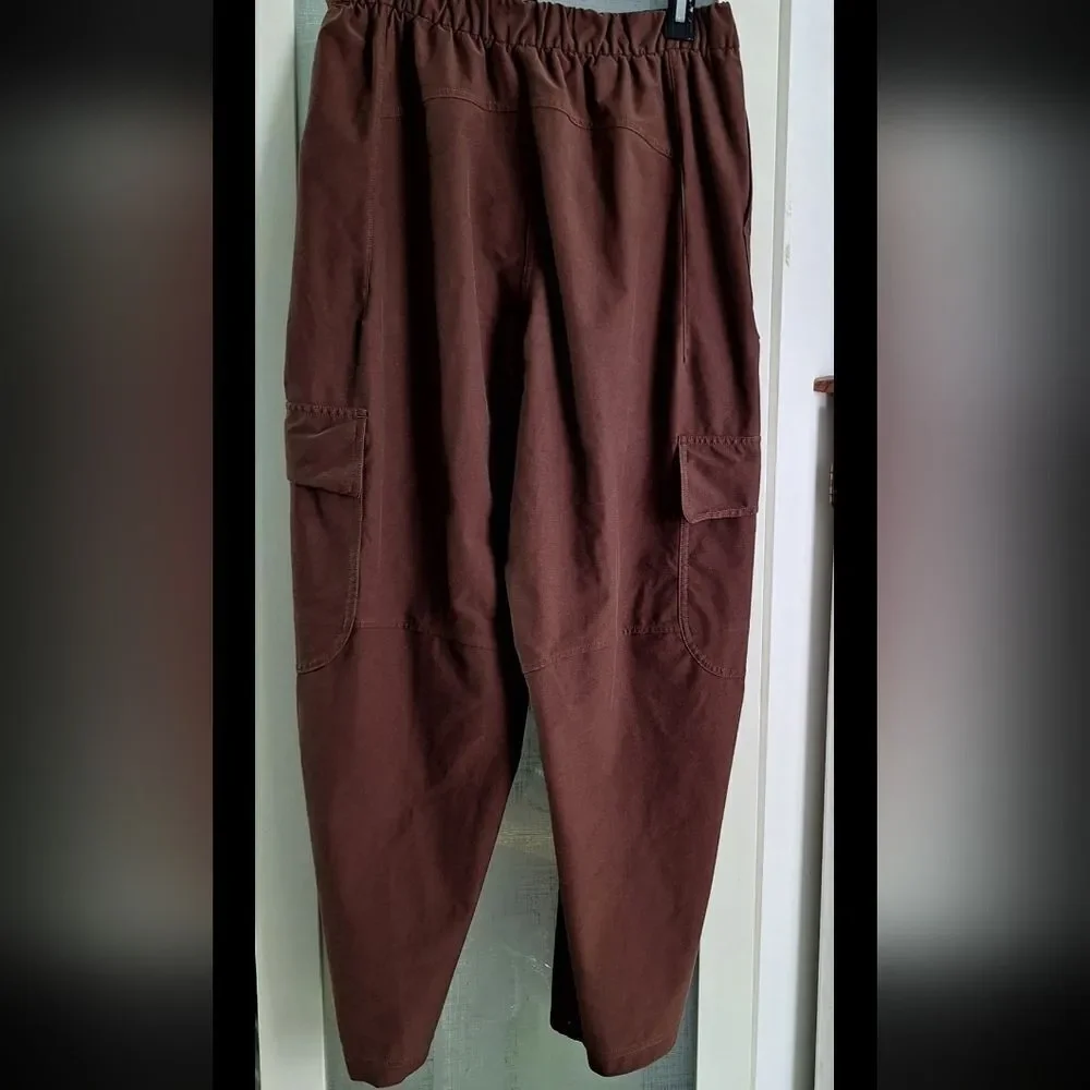 Lululemon 29 Brown Barrel Cargo Pants